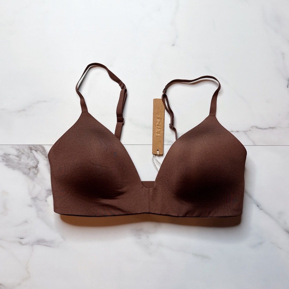 NWT Skims Wireless Form T-Shirt Bra